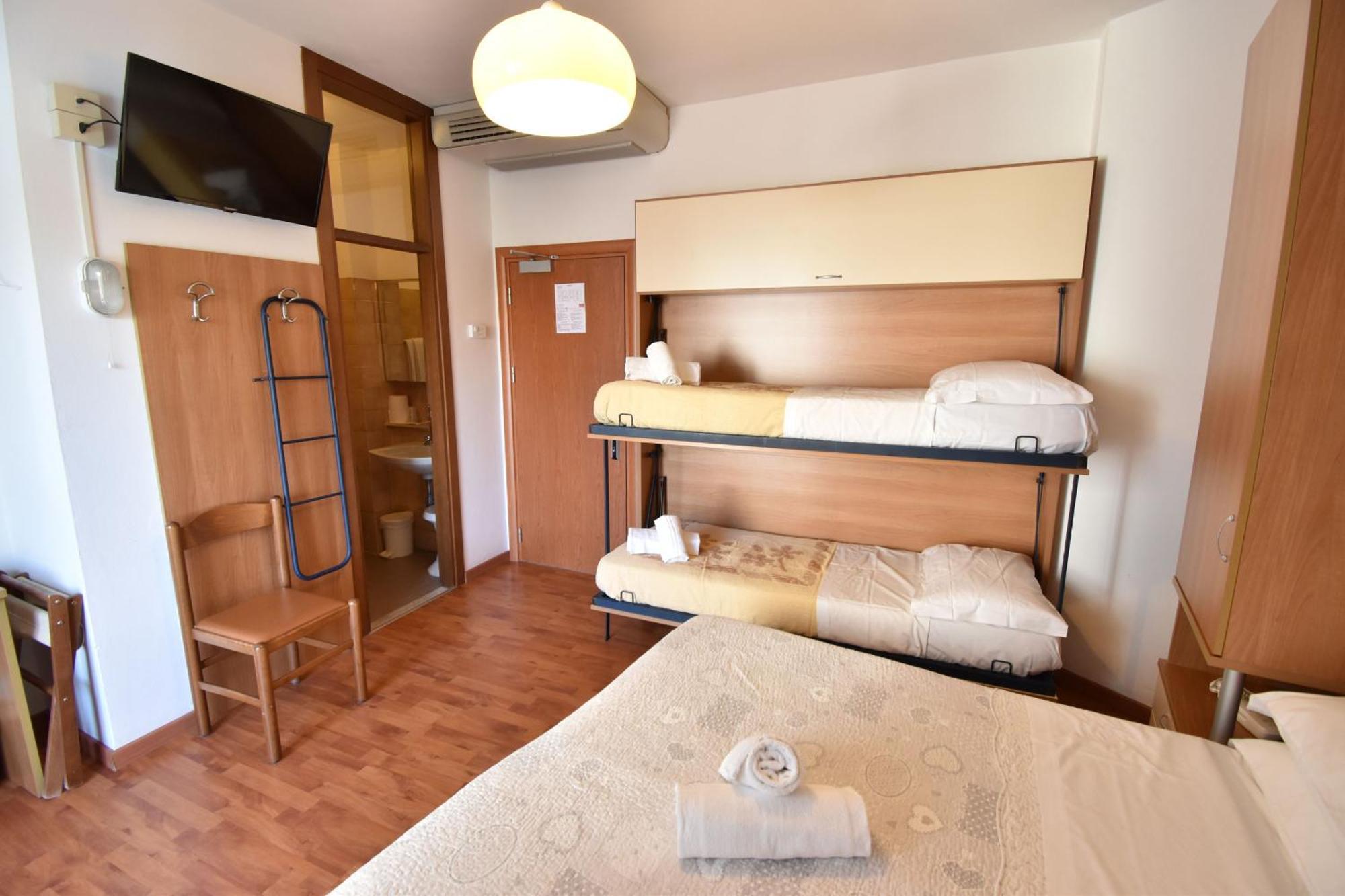 Hotel Galles Jesolo Extérieur photo